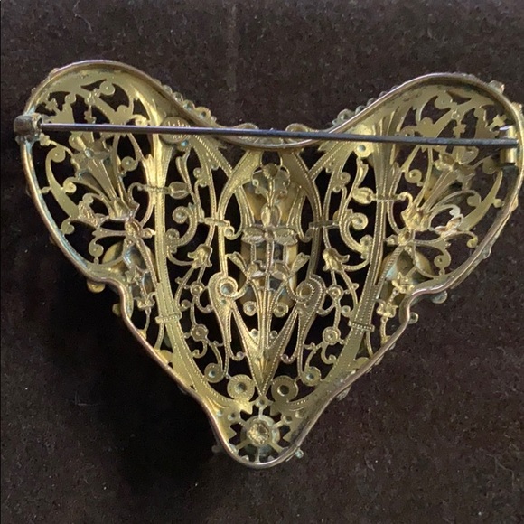 Miriam Haskell Heart Brooch - Picture 2 of 6
